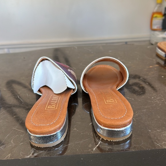 NWT silk slides - Picture 2 of 4